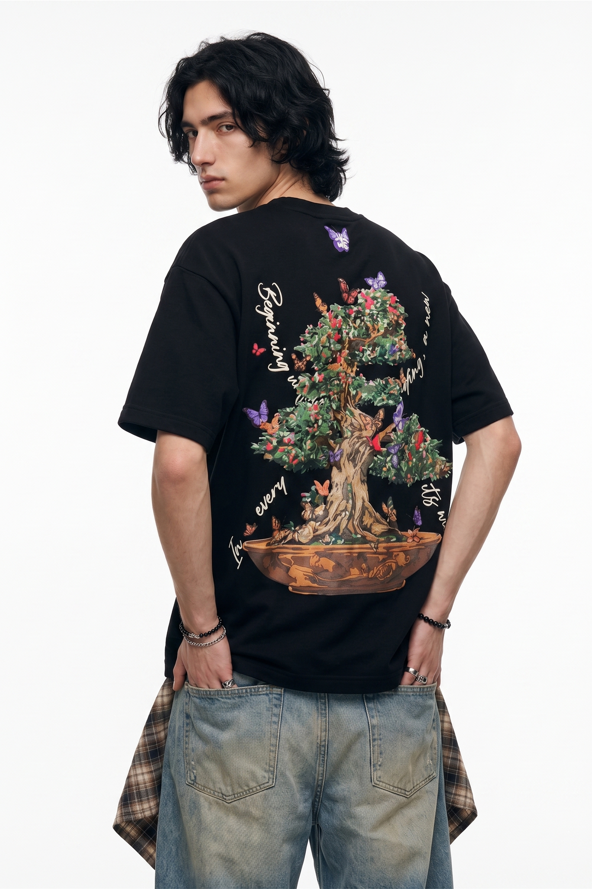 Metamorphosis Tee Obsidian